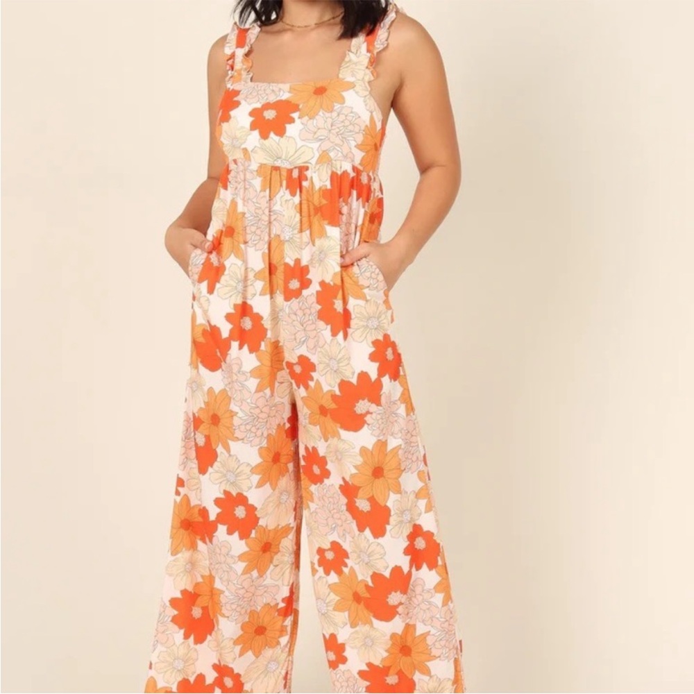 NWT Petal & Pup Hazel Floral Jumpsuit